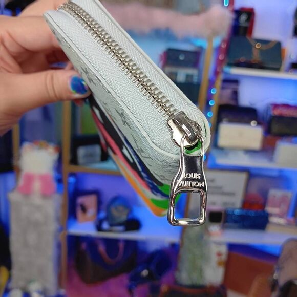 LOUIS VUITTON Monogram Portrait Zippy Vertical Wallet Multicolor KidSuper - Picture 11 of 16